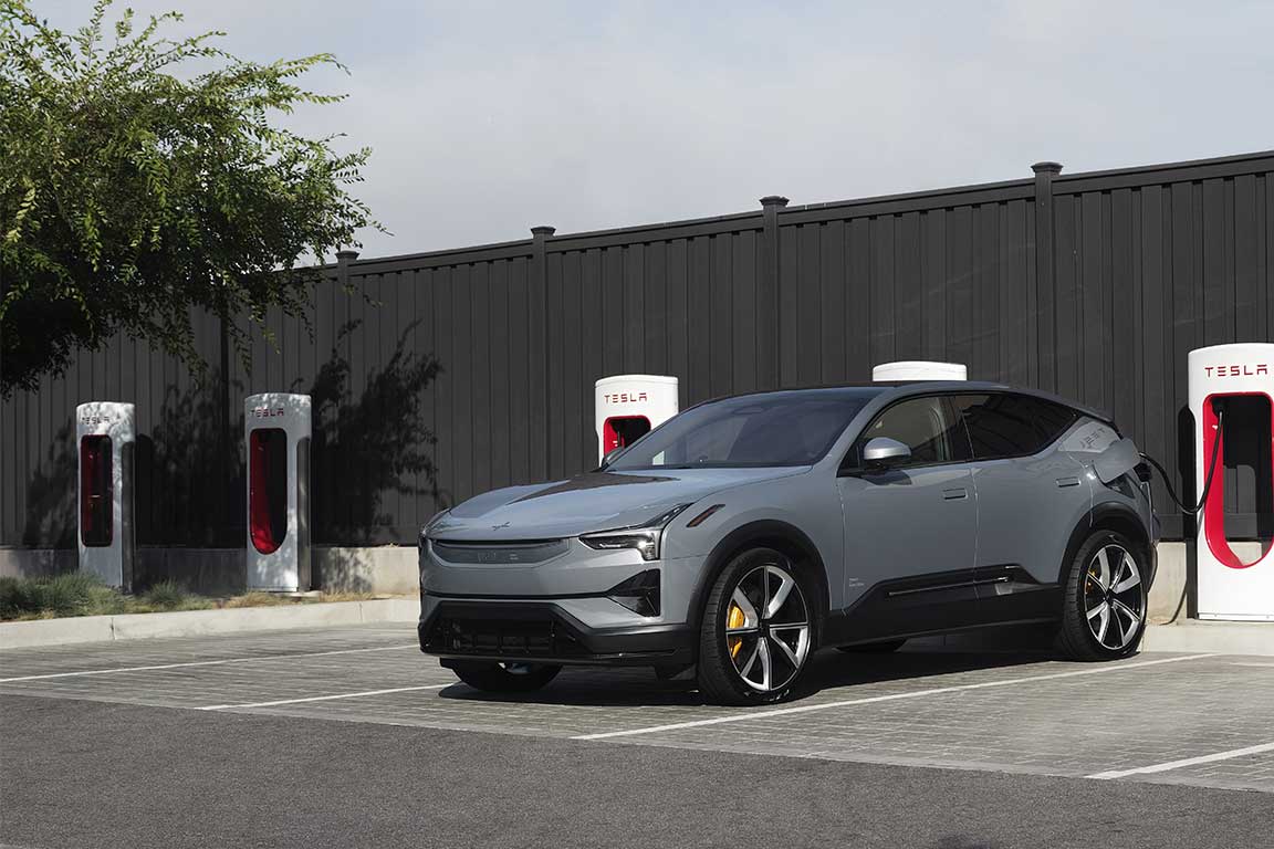 Polestar 4 Charging at Tesla Supercharger